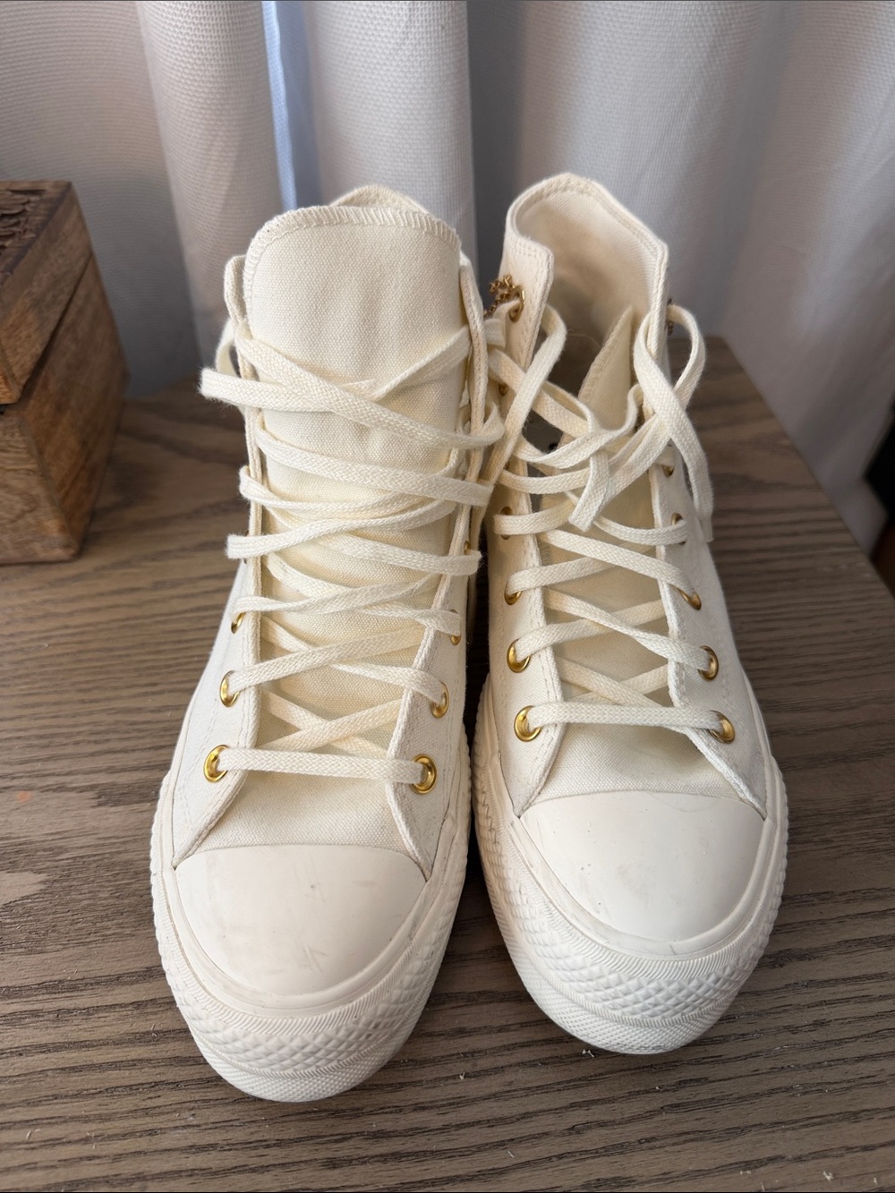 Converse Chuck Taylor All Star Platform -valentines day 2024